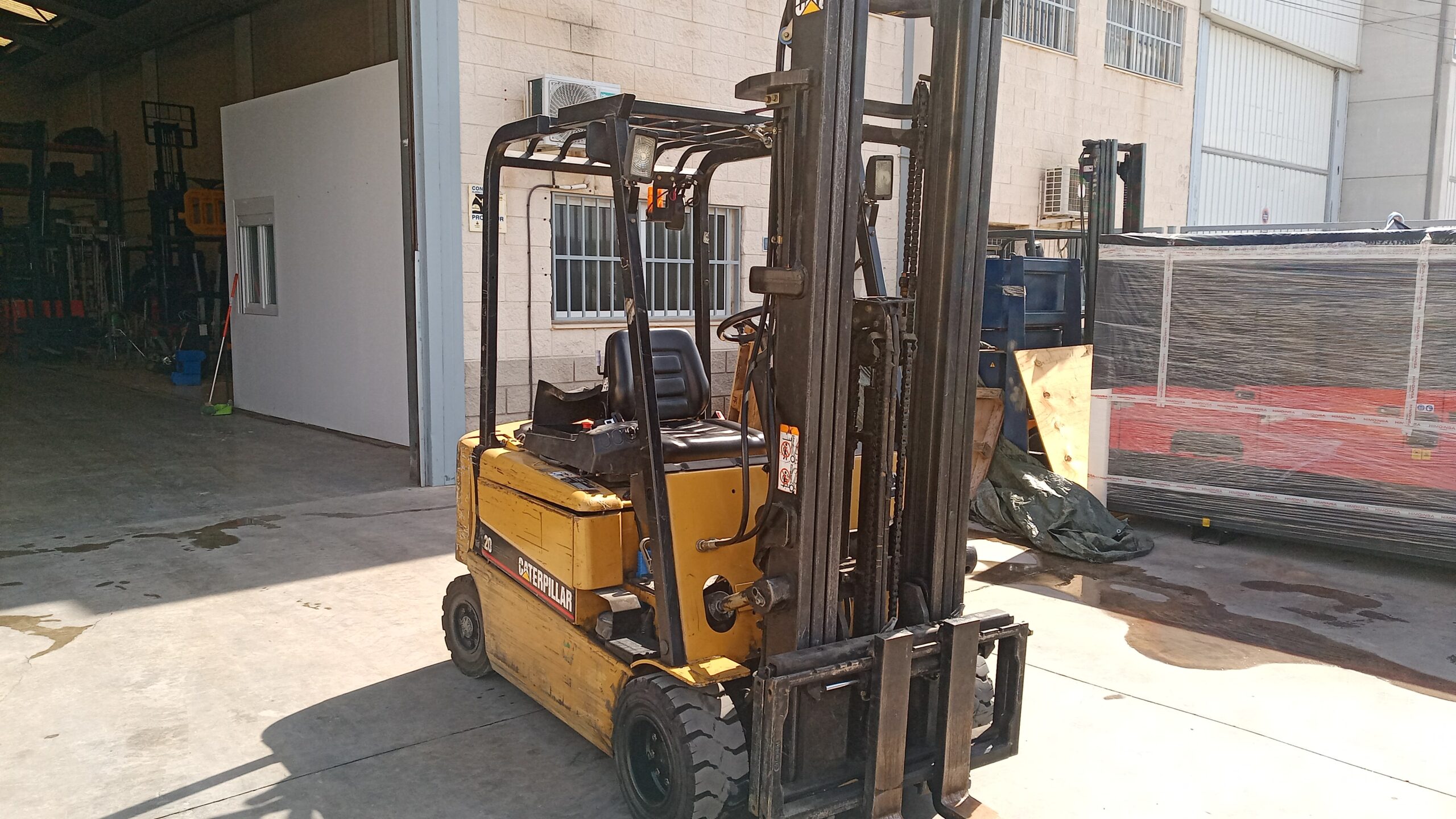 Capacidad de carga carretilla 2000 kg: Guía técnica y tipos