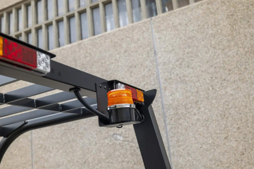 Normativa Carretillas Elevadoras España 2025: Guía de Cumplimiento y Ley 5/2025